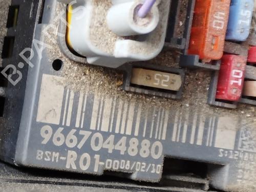 Used Fuse box Fuse box CITROËN C4 Picasso I MPV (UD_) 1.6 HDi (109 hp) 39891427 39891427