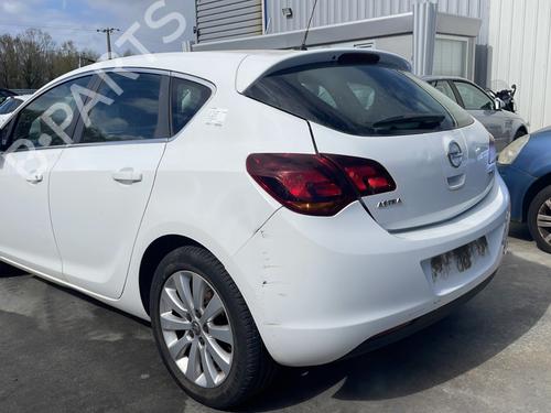 Used Left rear brake caliper Left rear brake caliper OPEL ASTRA H (A04) [2004-2014] 33701036 33701036