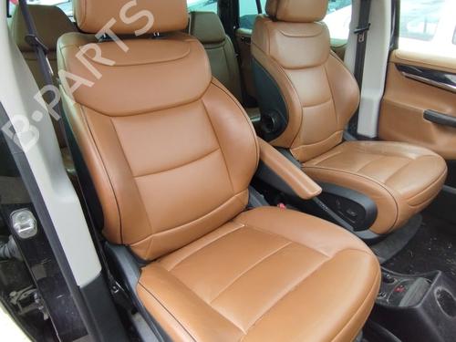 Used Right front seat CITROËN C4 Grand Picasso I (UA_) 1.6 HDi 110 (112 hp) 29551098