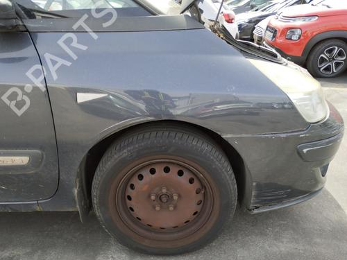 right-front-fenders-renault-espace-iv-jk01_-2002-34368040 main image