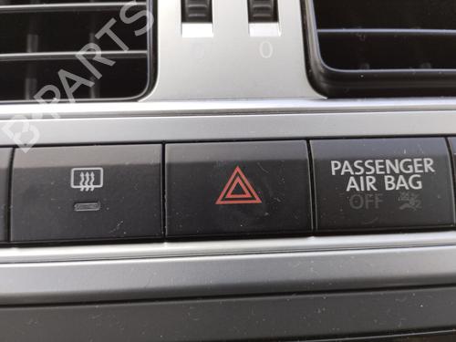 Used Warning switch VW POLO V (6R1, 6C1) 1.4 (6R1) (85 hp) 27042570