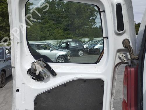 Used Rear wiper motor PEUGEOT PARTNER Box Body/MPV 1.6 HDi (90 hp) 27593060