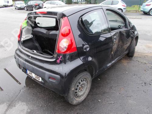 Right taillight PEUGEOT 107 (PM_, PN_) 1.0 | BP27066109C35 