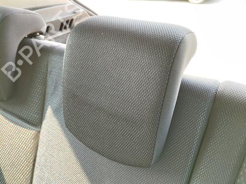 headrest-renault-clio-iii-br01-cr01-2005-2006-2007-2008-2009-2010-2011-2012-2013-2014-37867521 main image