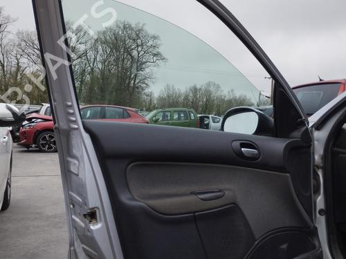 Used Front left lock PEUGEOT 206 Hatchback (2A/C) 1.4 HDi eco 70 (68 hp) 33037875