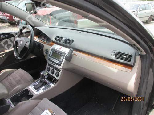 Right tailgate light VW PASSAT B6 (3C2) 2.0 TDI | BP27055754C80 - Image 7