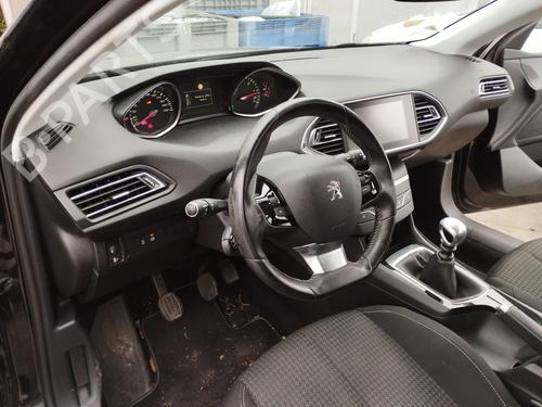 Used Dashboard PEUGEOT 308 II (LB_, LP_, LW_, LH_, L3_) 1.5 BlueHDi 130 (131 hp) 30938885