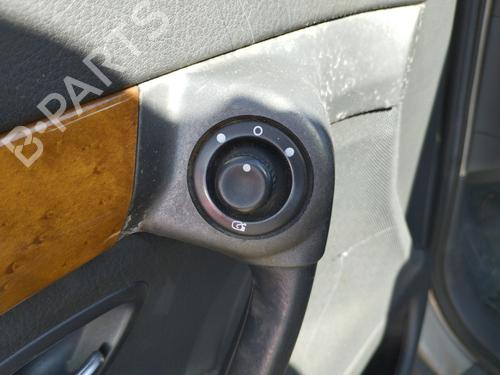Comutador espelhos Comutador espelhos RENAULT VEL SATIS (BJ0_) 2.0 dCi (BJ03) (150 hp) 39697555 39697555