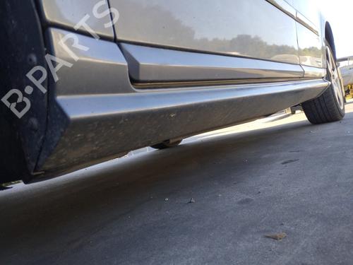 Venstre sidekjole Venstre sidekjole VOLVO V50 (545) D3 (150 hp) 39432643 39432643