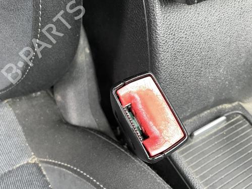 Used Seat buckle VW GOLF VI (5K1) 1.6 TDI (105 hp) 27062300