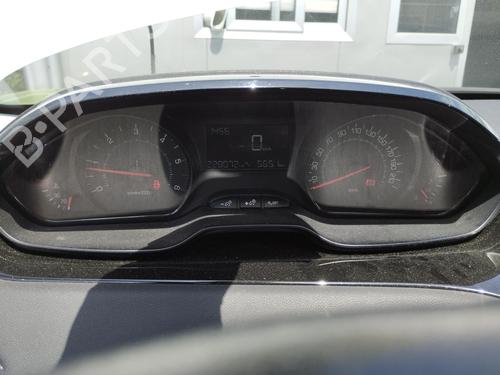 Used Instrument cluster PEUGEOT 208 I (CA_, CC_) 1.4 HDi (68 hp) 28004209