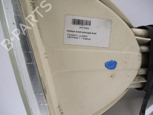 Right headlight PEUGEOT 106 II (1A_, 1C_) 1.0 i | BP27080024C29 