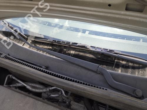 Used Front windshield wiper arm FORD FIESTA V (JH_, JD_) 1.3 (69 hp) 27042118