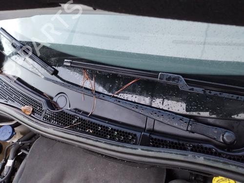 vindspejlsviskerarm-peugeot-2008-i-cu_-2013-32173209 main image