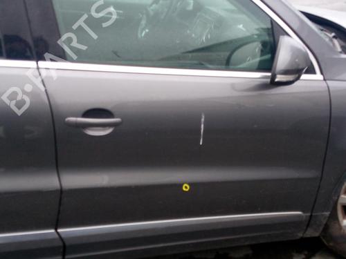 Used Front right lock VW TIGUAN (5N_) 2.0 TDI (140 hp) 28116429