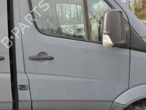 front-right-exterior-door-handle-vw-crafter-30-50-van-2e_-2006-2007-2008-2009-2010-2011-2012-2013-2014-2015-2016-32233932 main image