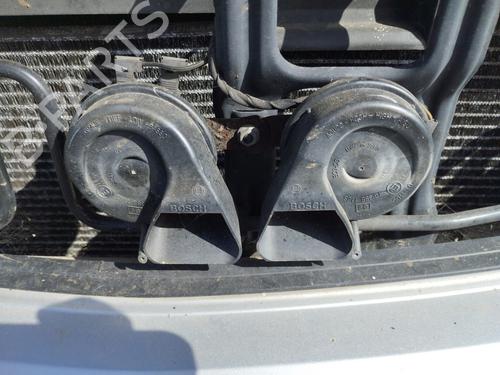 horn-mercedes-benz-c-class-w203-2000-2001-2002-2003-2004-2005-2006-2007-34128076 main image