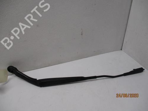 Used Front windshield wiper arm NISSAN QASHQAI / QASHQAI +2 I (J10, NJ10, JJ10E) 1.5 dCi (106 hp) 27085709