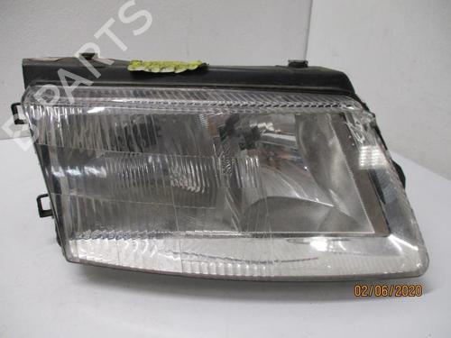 Højre forlygte VW PASSAT B5 (3B2) 1.6 (101 hp) 27085889
