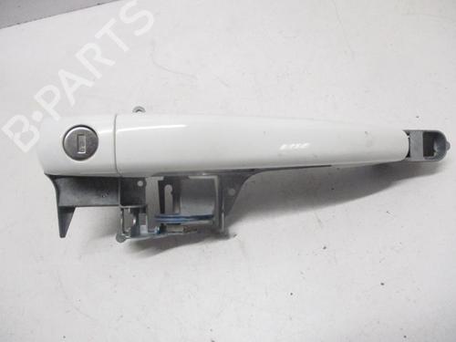 Front left exterior door handle PEUGEOT 208 I (CA_, CC_) 1.4 HDi | BP27066210C128