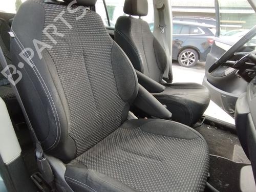 Used Right front seat CITROËN C4 Grand Picasso I (UA_) 1.6 HDi (109 hp) 31639253