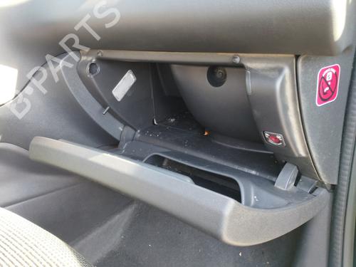 Used Glove box Glove box PEUGEOT 5008 (0U_, 0E_) 1.6 HDi (114 hp) 34368213 34368213