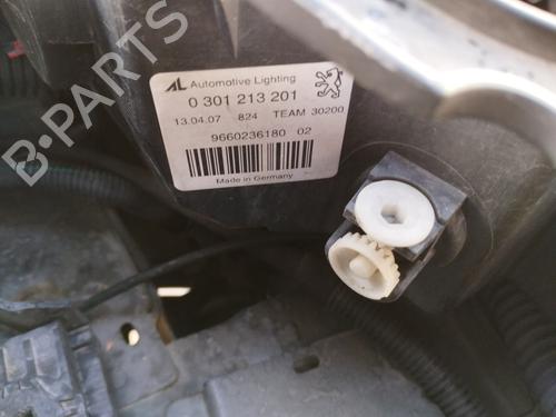 Left headlight PEUGEOT 407 (6D_) 2.0 HDi 135 (6DRHRH, 6DRHRE, 6DRHRG, 6DRHRJ) | BP31967086C28