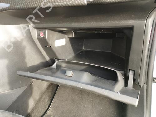 Used Glove box Glove box CITROËN DS3 (SA_) 1.6 THP 155 (156 hp) 31579023 31579023