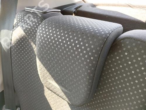 headrest-toyota-yaris-_p9_-2005-2006-2007-2008-2009-2010-2011-2012-2013-2014-37867449 main image
