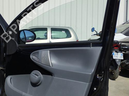 Alzavetro anteriore destra CITROËN C1 (PM_, PN_) 1.0 (68 hp) 29476524