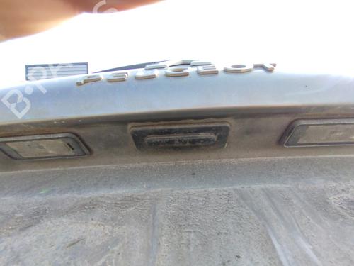 Used Tailgate handle PEUGEOT 2008 I (CU_) 1.2 VTi (82 hp) 27044088