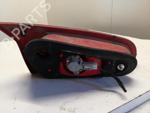 right-tailgate-light-alfa-romeo-147-937_-2000-2001-2002-2003-2004-2005-2006-2007-2008-2009-2010-27061738 main image