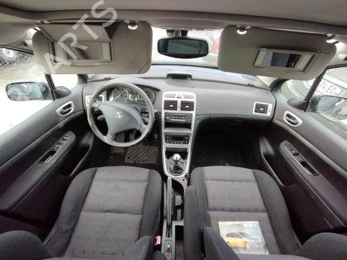 Used Dashboard PEUGEOT 307 Break (3E) 2.0 HDi 135 (136 hp) 27083642