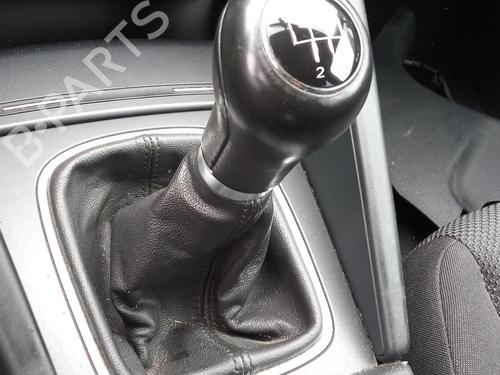 Used Gear lever AUDI A3 Sportback (8PA) 1.6 TDI (105 hp) 27087765