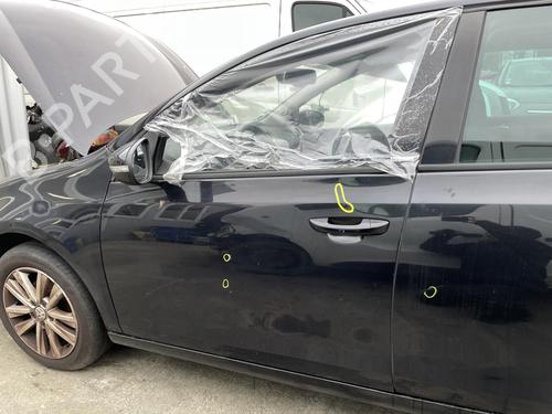 Used Front left exterior door handle VW GOLF VI (5K1) 1.6 TDI (105 hp) 27062315