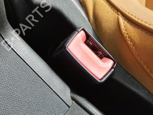 Used Seat buckle ALFA ROMEO MITO (955_) 1.3 MultiJet (955AXP1A, 955AYC1A) (95 hp) 27042485