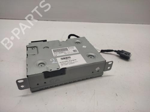 Bilradio PEUGEOT 208 II (UB_, UP_, UW_, UJ_) e-208 (136 hp) 27059121