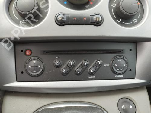 Used Radio RENAULT SCÉNIC II (JM0/1_) 1.6 16V (JM1R) (112 hp) 27064442