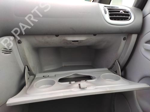 Used Glove box Glove box CITROËN XSARA PICASSO (N68) 1.6 HDi (90 hp) 27067256 27067256