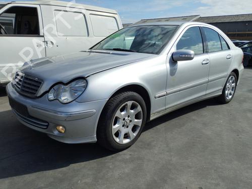 Used Left front brake caliper Left front brake caliper MERCEDES-BENZ C-CLASS (W203) C 200 CDI (203.007) (122 hp) 34128112 34128112