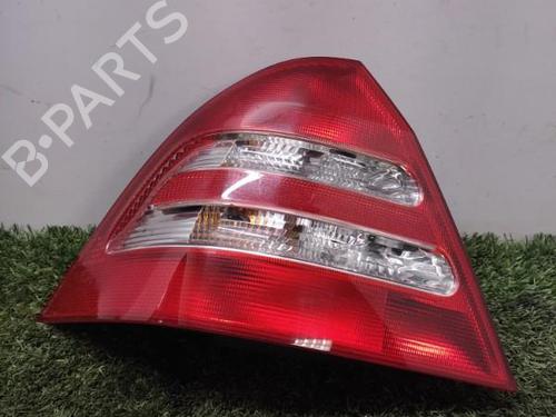 Used Left taillight MERCEDES-BENZ C-CLASS (W203) C 220 CDI (203.008) (150 hp) 27072400