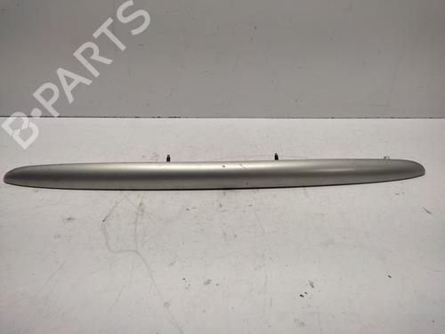 Used Rear center light PEUGEOT 206 Hatchback (2A/C) 1.4 HDi eco 70 (68 hp) 30499957