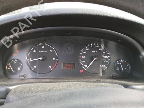 Used Instrument cluster Instrument cluster 39113749 39113749