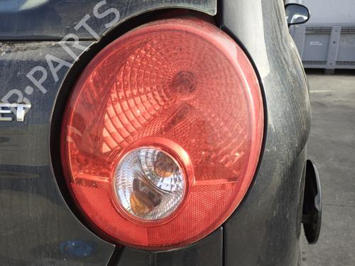 Used Right taillight CHEVROLET MATIZ (M200, M250) 0.8 (52 hp) 28292002