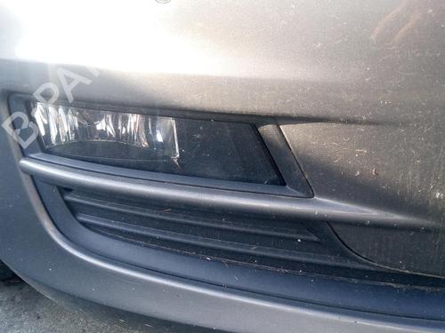 Used Right front fog light Right front fog light 39384521 39384521