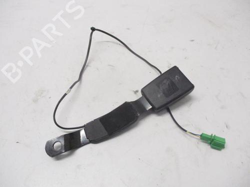 Used Seat buckle VW POLO V (6R1, 6C1) 1.2 TDI (75 hp) 27048142