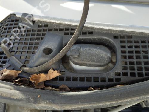 Used Windscreen washer tank DACIA SANDERO 1.4 (BS0C, BS0A, BS0G, BS1F, BS0E) (75 hp) 29026649