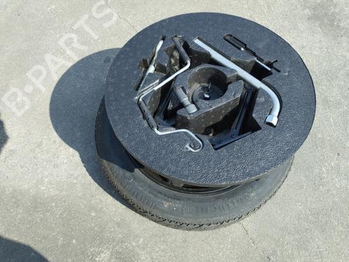 Kit pneu suplente Kit pneu suplente 38001312 38001312