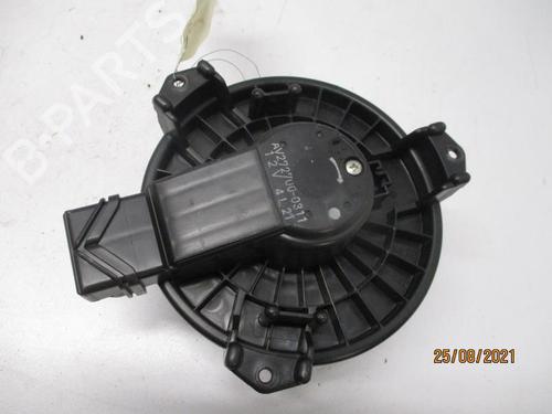 Used Heater blower motor TOYOTA YARIS (_P9_) 1.4 D-4D (NLP90_, NLP90R) (90 hp) 27085253