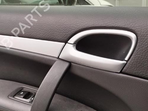 rear-left-interior-door-handle-porsche-cayenne-92a-2010-2011-2012-2013-2014-2015-2016-2017-2018-27073495 main image